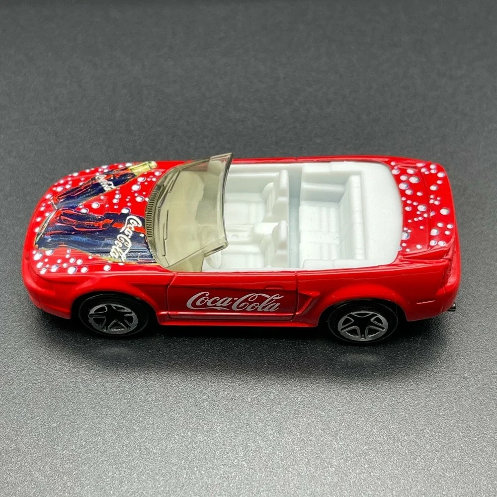 Matchbox Coca-Cola 1999 '99 Ford Mustang Convertible Car Red‎ Diecast 1/61 Scale